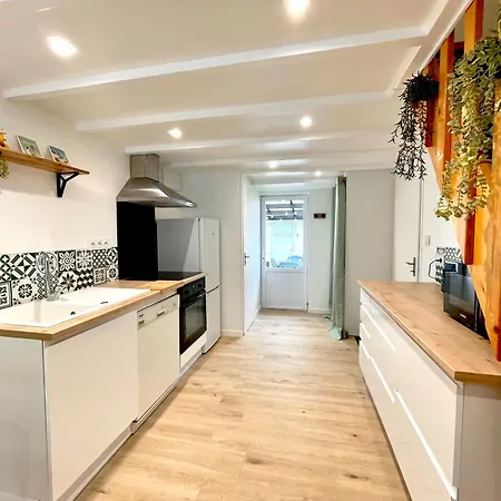 Дом отдыха Maison Renovee 2 Chambres, 700m Plage, Acces Wifi - Fr-1-231-335